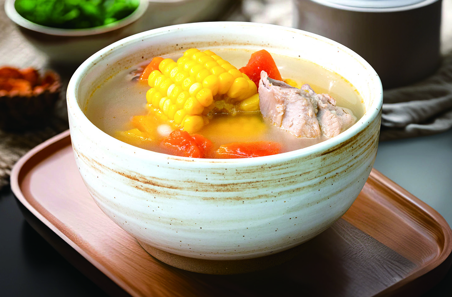 Papaya, Black-eyed Peas and Pork Shin Soup